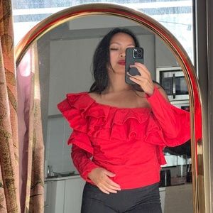 Get Dramatic Red Top